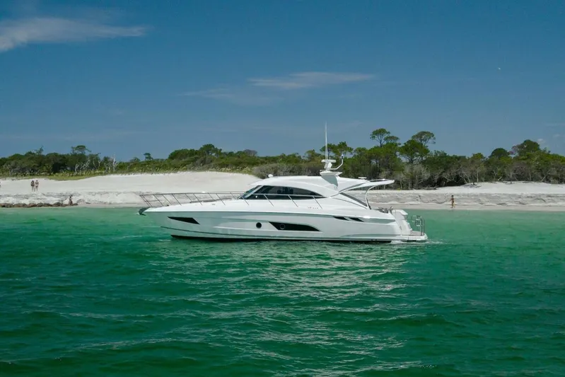 Runaway Island Yacht Photos Pics 2018 Riviera 4800 Sport Yacht- Runaway Island