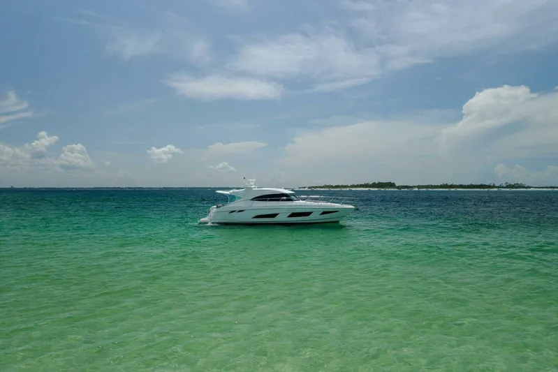 Runaway Island Yacht Photos Pics 2018 Riviera 4800 Sport Yacht- Runaway Island