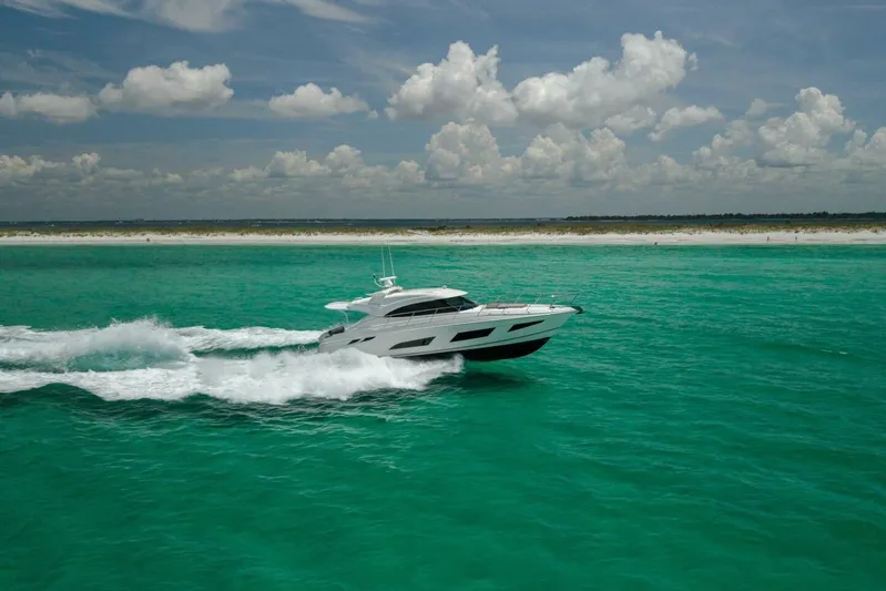 Runaway Island Yacht Photos Pics 2018 Riviera 4800 Sport Yacht- Runaway Island