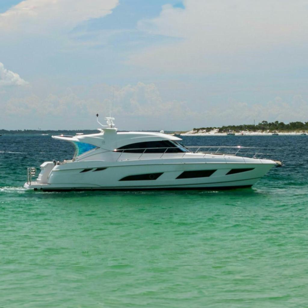 Riviera 4800 Sport Yacht