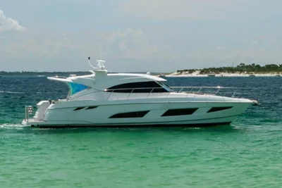 Riviera 4800 Sport Yacht