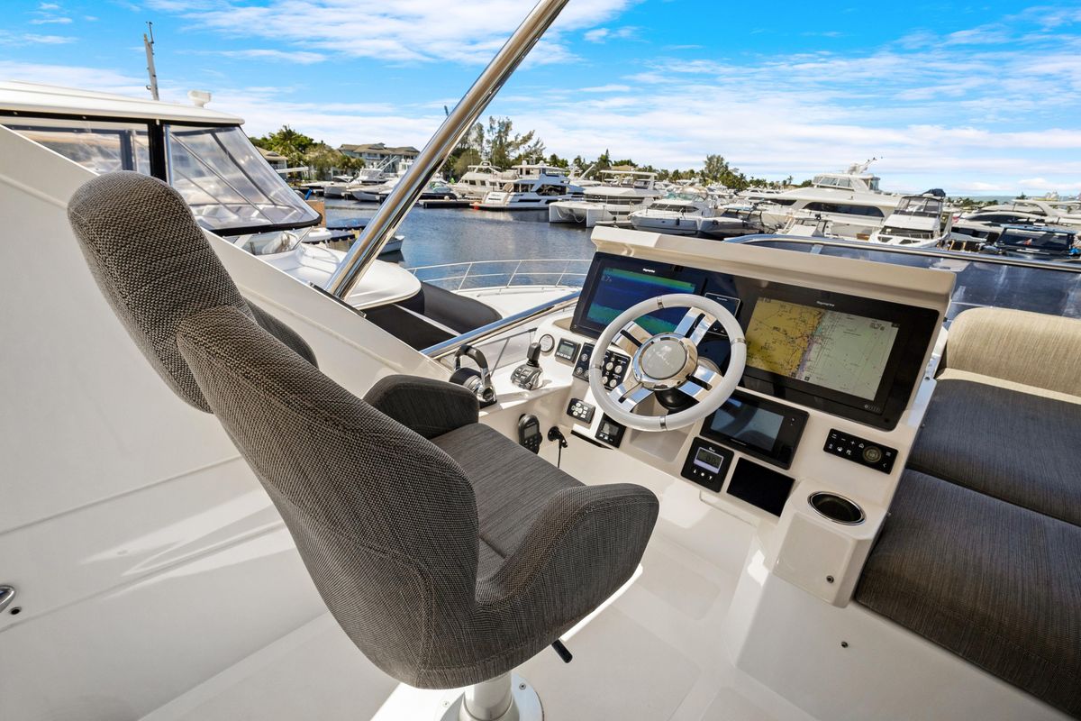 2019 Azimut 52 