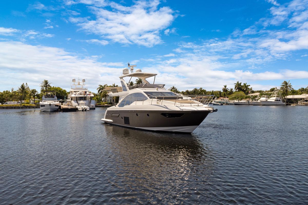 2019 Azimut 52 