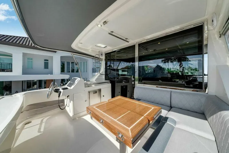  Yacht Photos Pics 2023 Riviera 64 Sports Motor Yacht - Image 26