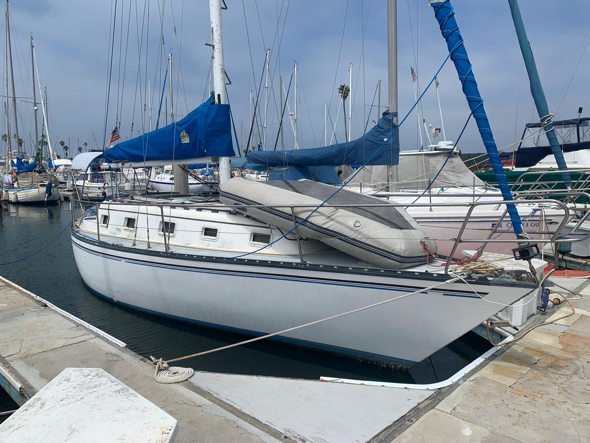 1982 Hunter 33 Barcos de crucero/regata en venta - YachtWorld