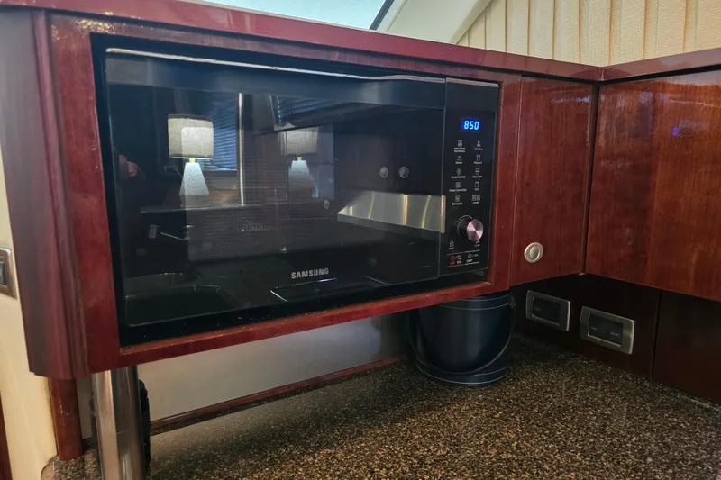Verdee Yacht Photos Pics Samsung microwave in 2007 Sea Ray 52 Sedan Bridge yacht kitchen.
