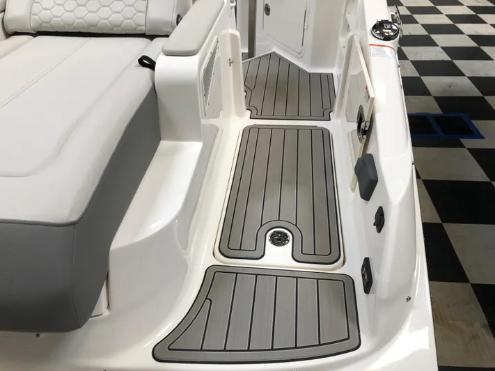  Yacht Photos Pics 2025 Sea Ray SDX 290 boat interior with sleek seating and non-slip flooring.