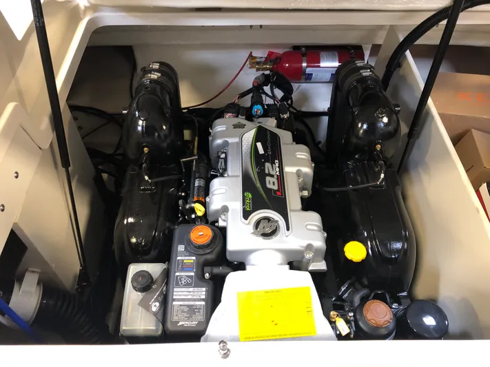  Yacht Photos Pics Engine compartment of 2025 Sea Ray SDX 290 boat, featuring a powerful 8.2L engine.