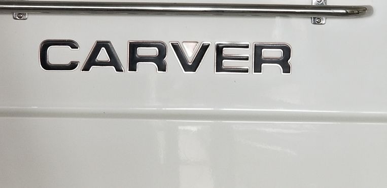 1997-40-carver-355-aft-cabin