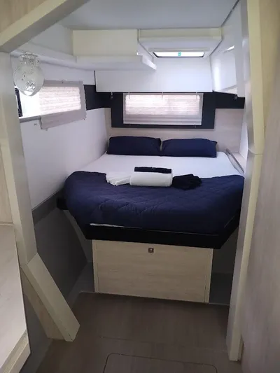 Bendigo Yacht Photos Pics Cozy bedroom in 2021 Leopard 40 catamaran with modern design and natural light.