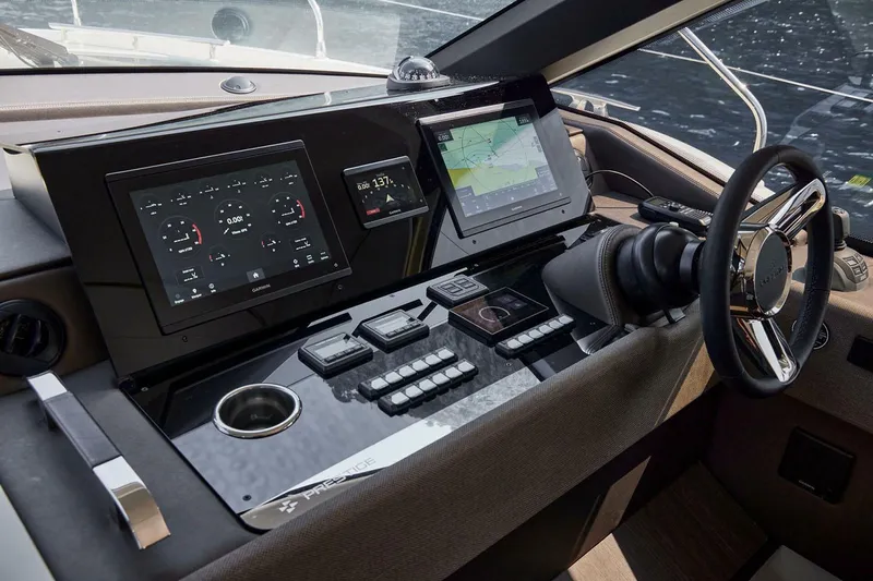  Yacht Photos Pics Manufacturer Provided Image