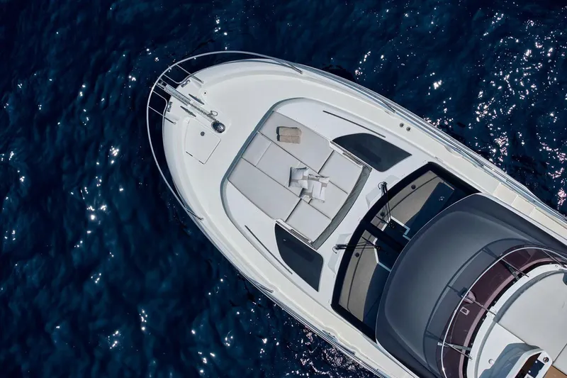  Yacht Photos Pics Manufacturer Provided Image