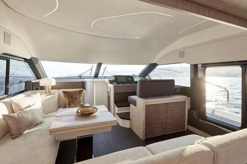  Yacht Photos Pics Manufacturer Provided Image