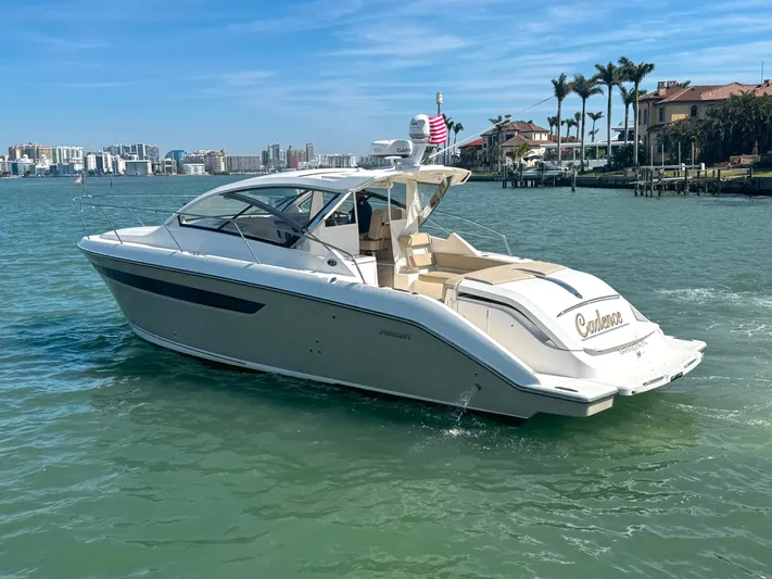 Cadence Yacht Photos Pics 