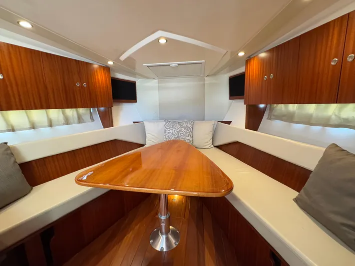 Cadence Yacht Photos Pics 