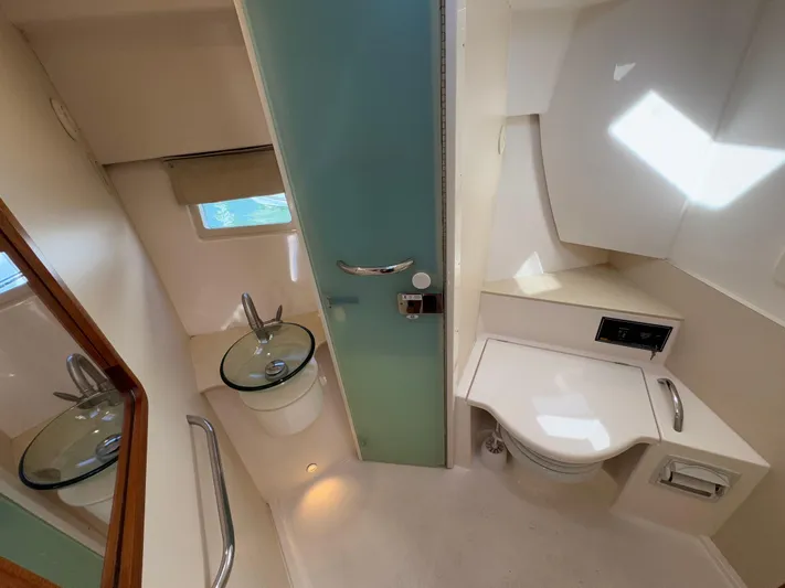 Cadence Yacht Photos Pics 