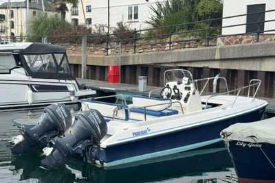 2007 Powercat 525