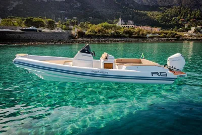 2020 Renier R8 TOURER