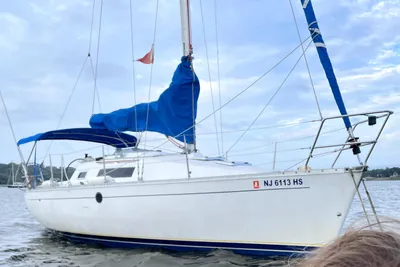 Beneteau First 285