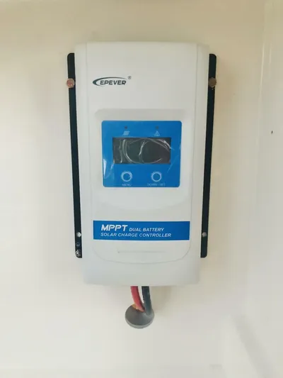  Yacht Photos Pics MPPT solar charge controller on 2006 Cruisers Yachts 420 Express.