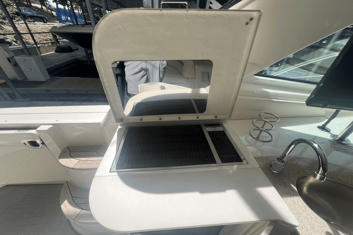 2011 Sea Ray 51 