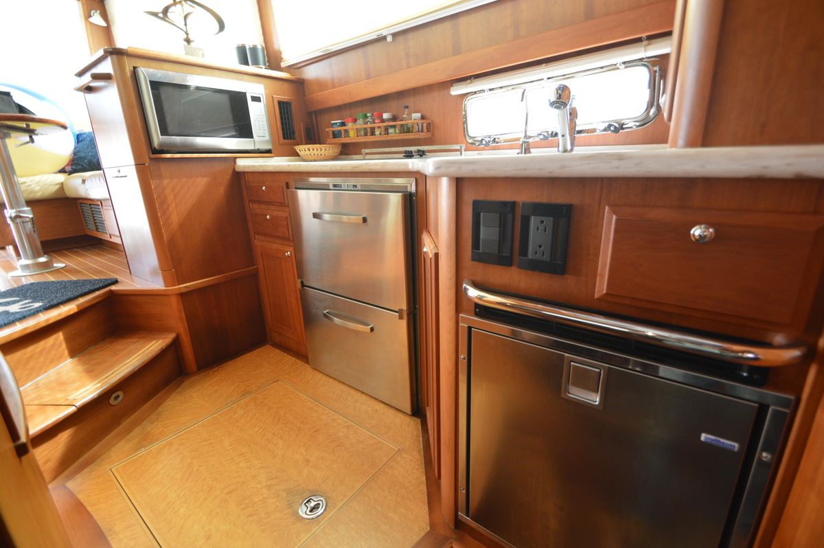2013 Sabre 42 