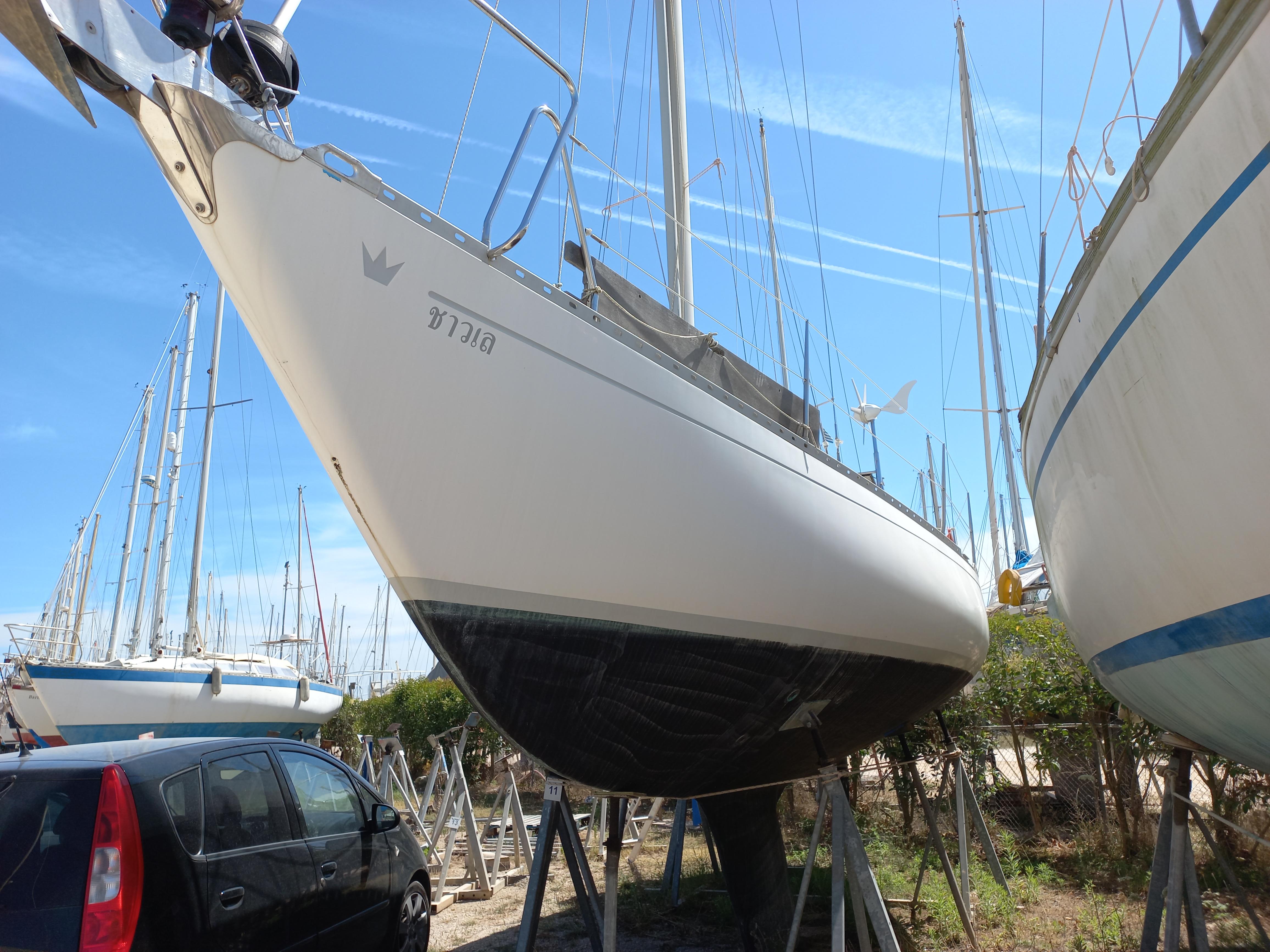 elvstrom 32 sailboat