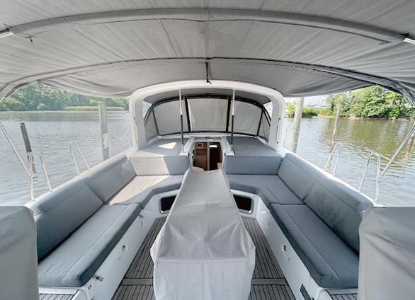 2022 Beneteau 51 