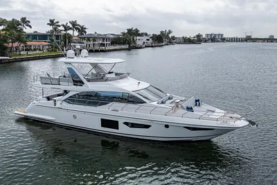 2020 Azimut 66