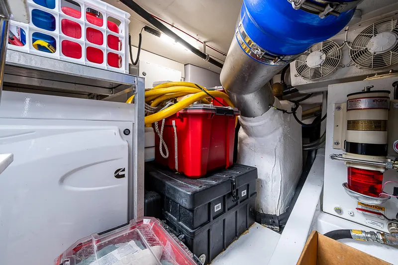 Liquid Asset Yacht Photos Pics 