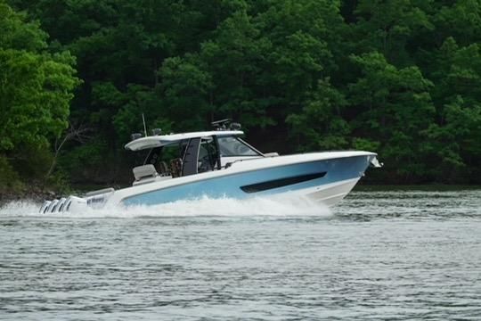 2021 Boston Whaler 42 