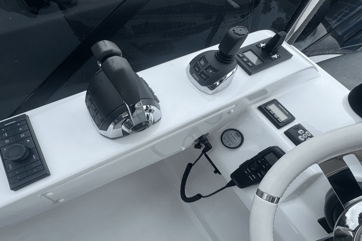 2023 Azimut 53 