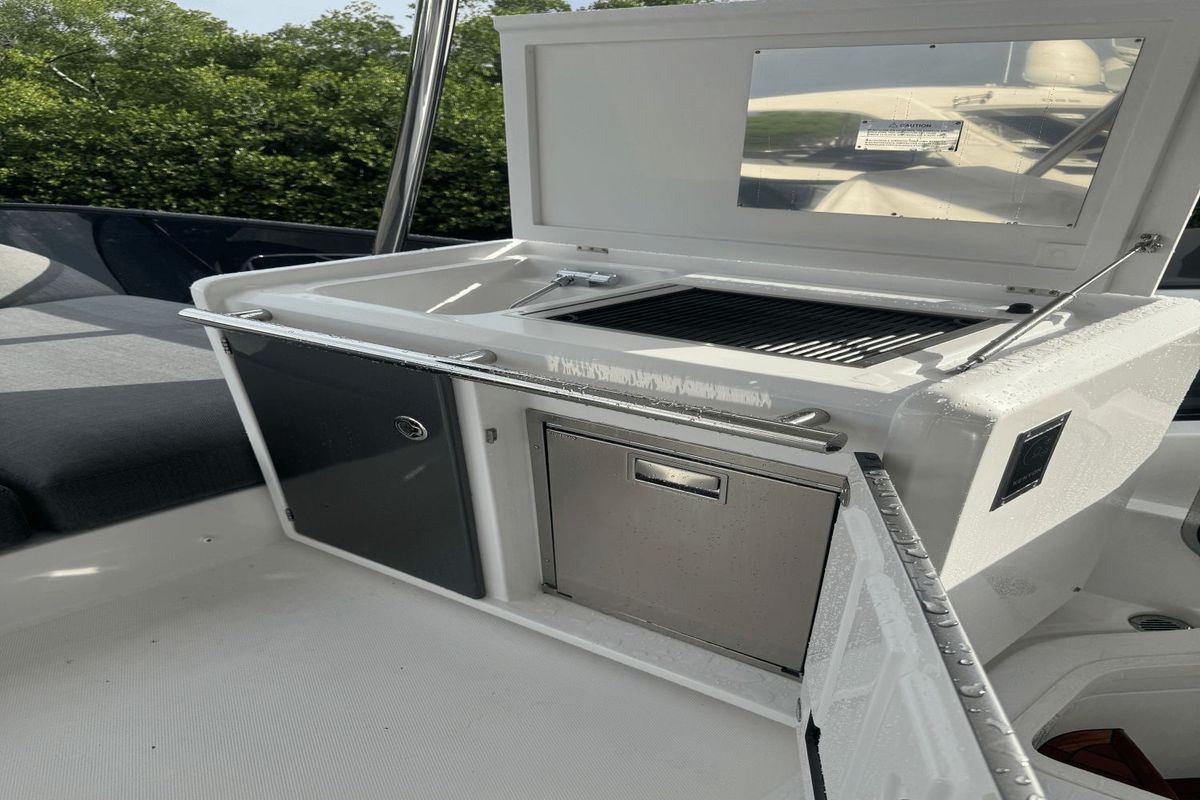 2023 Azimut 53 