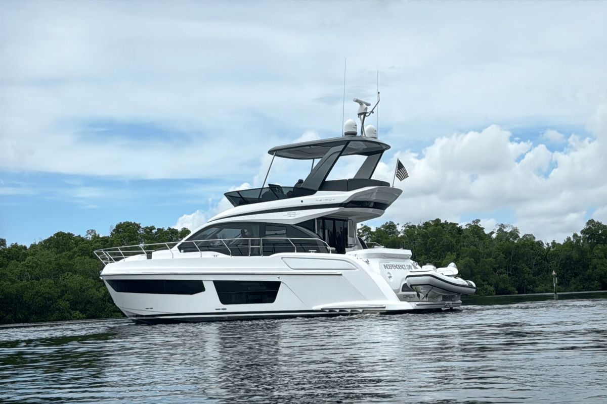 2023 Azimut 53 