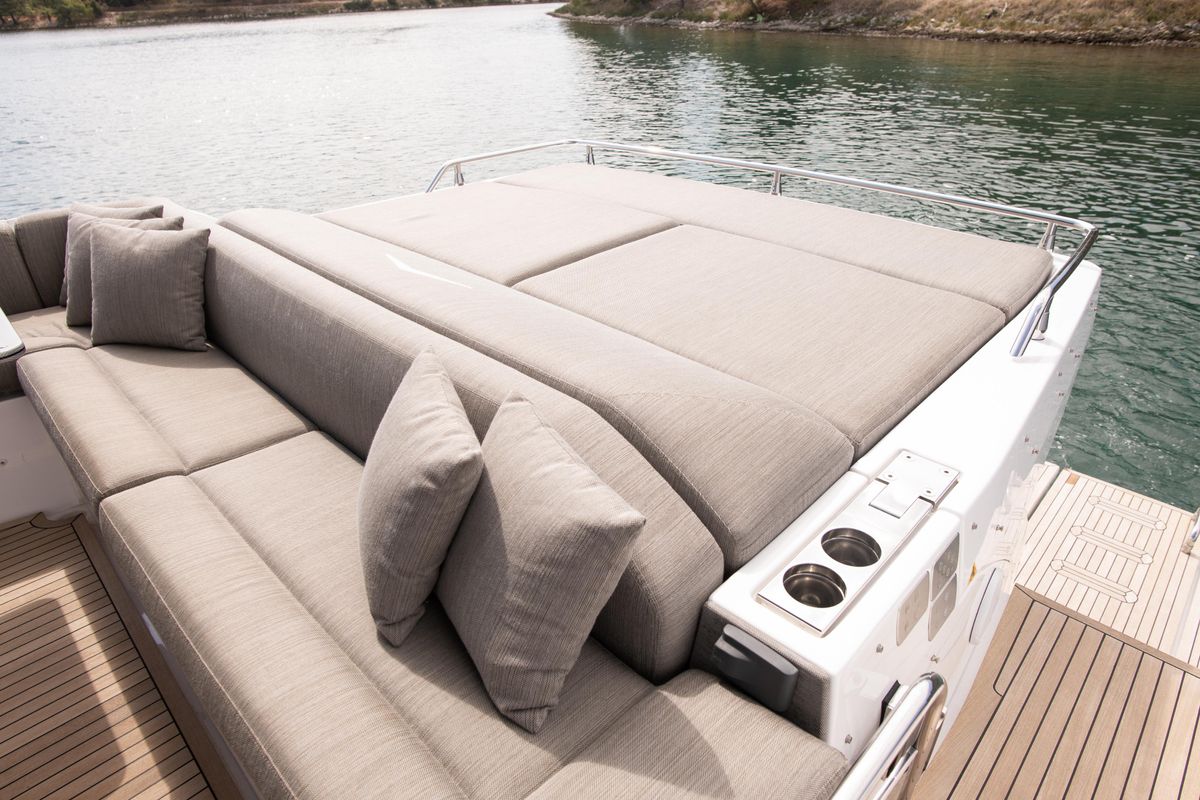 2020 Azimut 59 