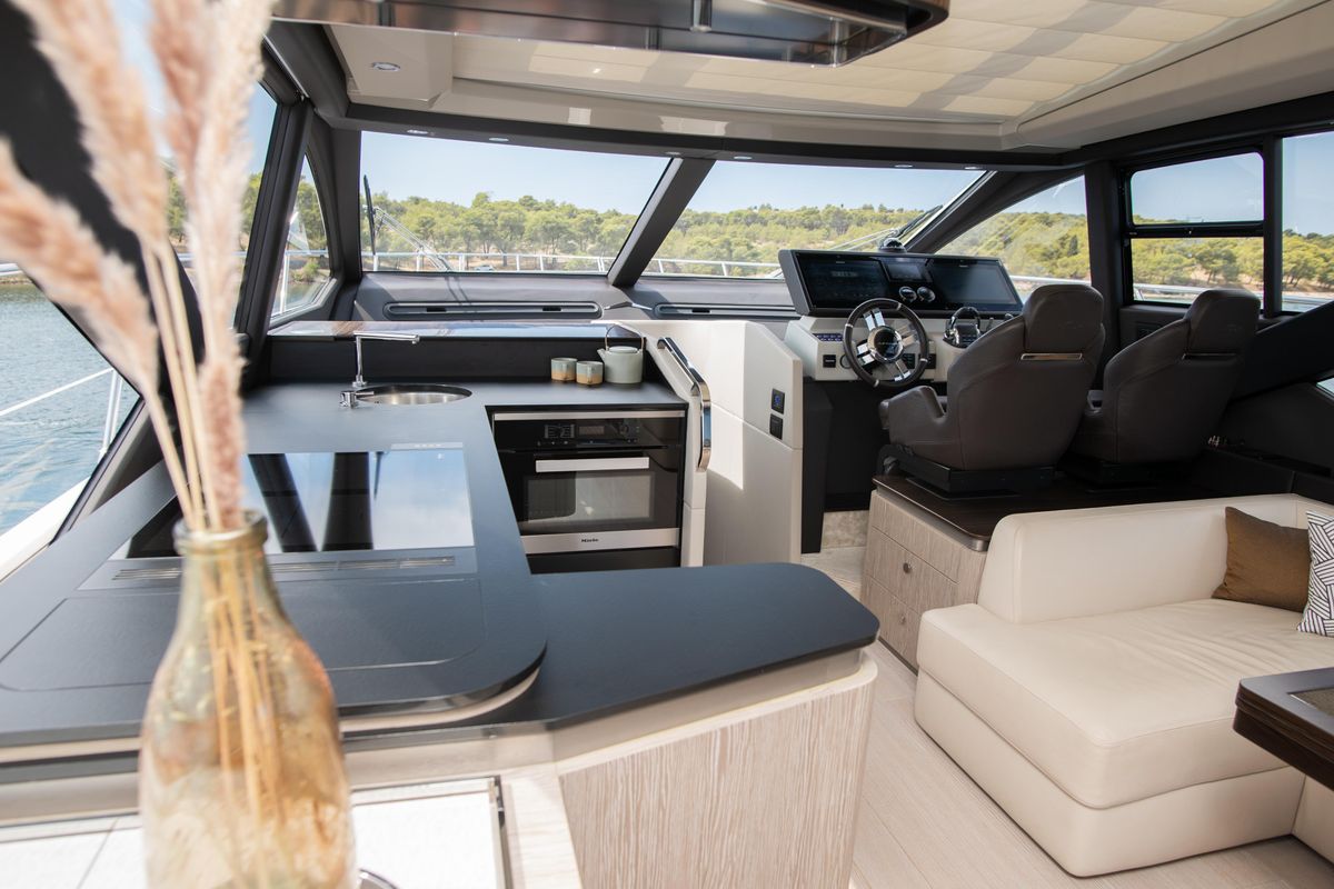 2020 Azimut 59 