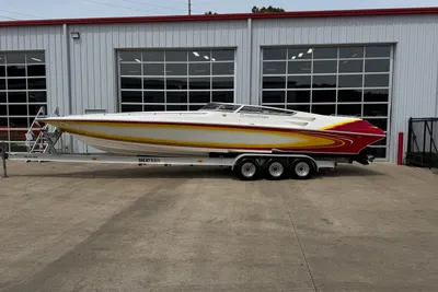 Fountain 35 Lightning