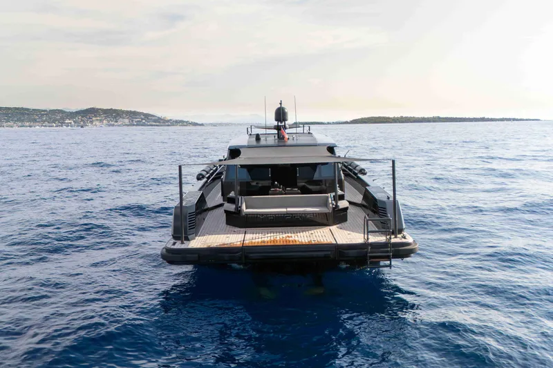 Matariki Yacht Photos Pics Luxury Maori 78 yacht on open sea, 2014 model, with scenic coastal backdrop.