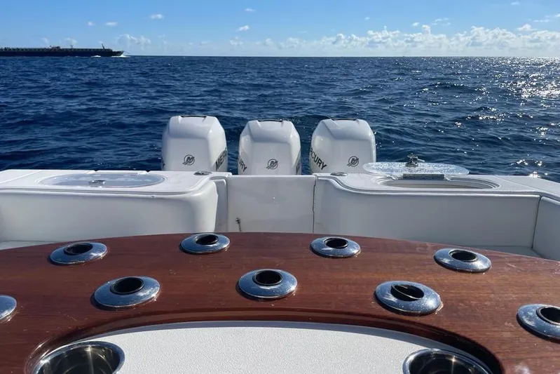  Yacht Photos Pics 2017 Sea Hunter 39 boat with Mercury engines on open ocean.