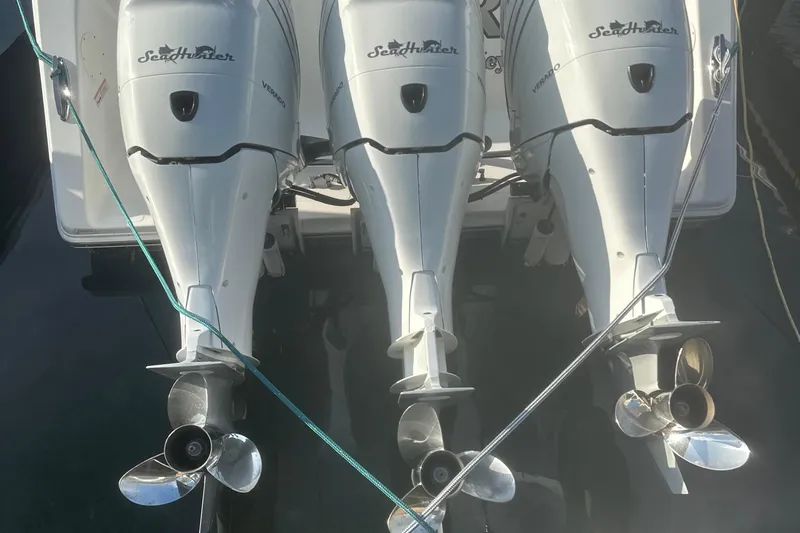  Yacht Photos Pics Three Sea Hunter Verado outboard motors on a 2017 Sea Hunter 39 boat.