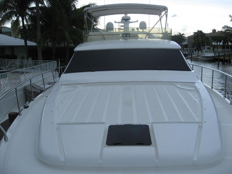 2003-59-ferretti-yachts-590