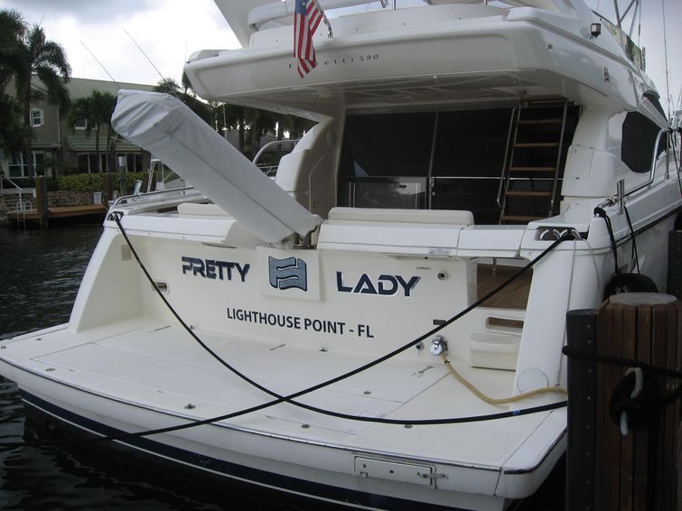 2003-59-ferretti-yachts-590
