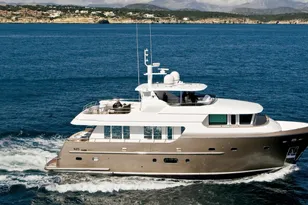2012 Horizon Explorer Yacht
