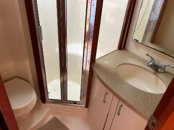 36-207 Ray Brokerage Yacht Photos Pics 