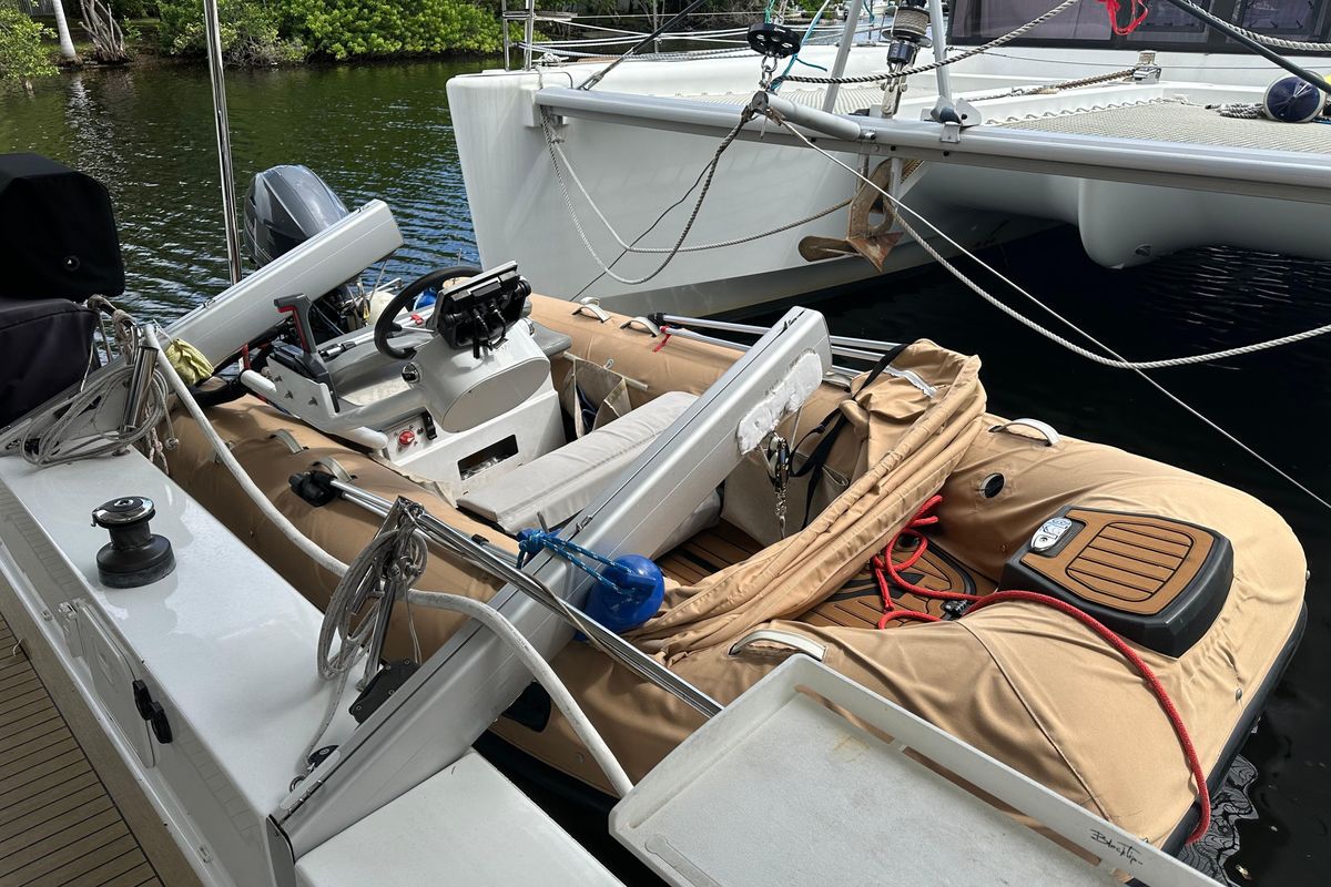 2014 Fountaine Pajot 43 