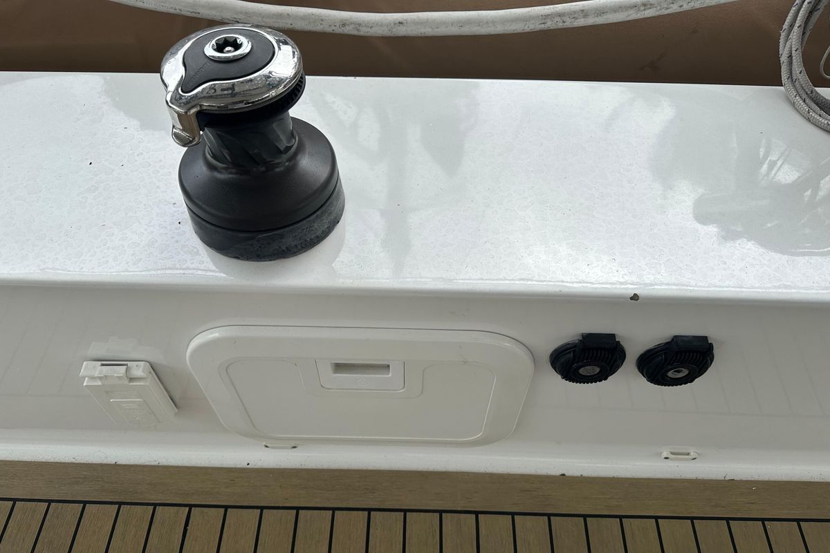 2014 Fountaine Pajot 43 