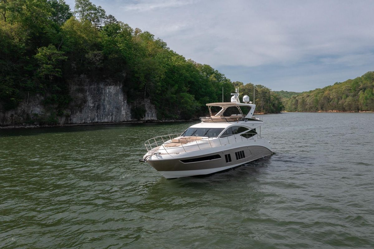 2018 Sea Ray 65 