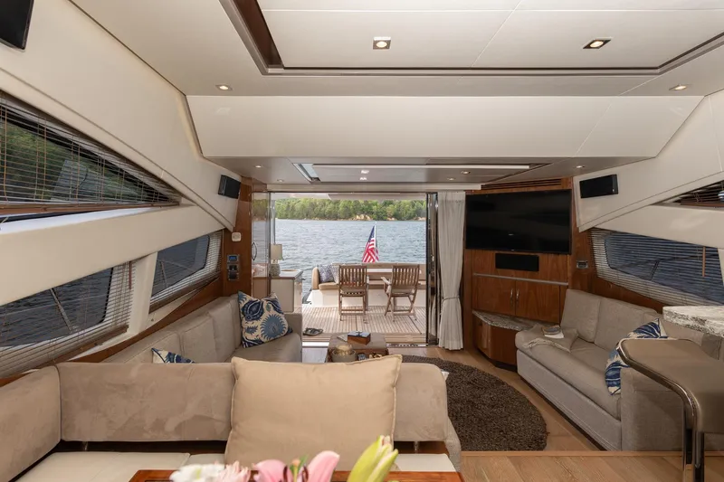 Janie Yacht Photos Pics Luxurious interior of 2018 Sea Ray L650 Fly yacht with lake view.