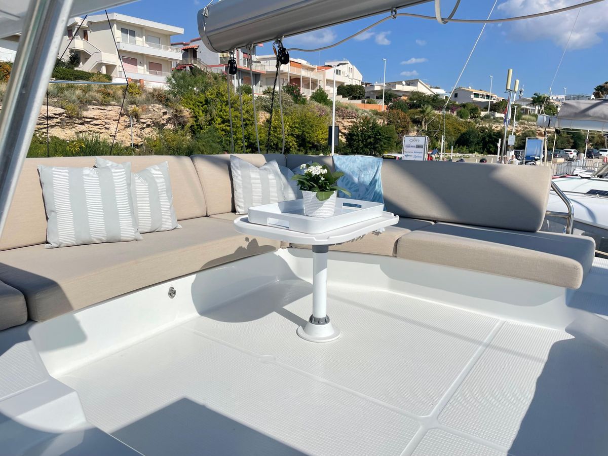 2022 Fountaine Pajot 47 