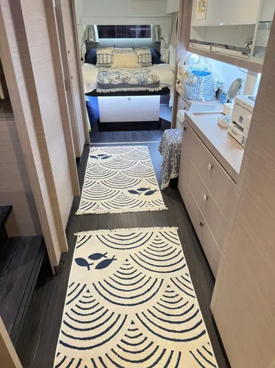 Moon Doggie Yacht Photos Pics 